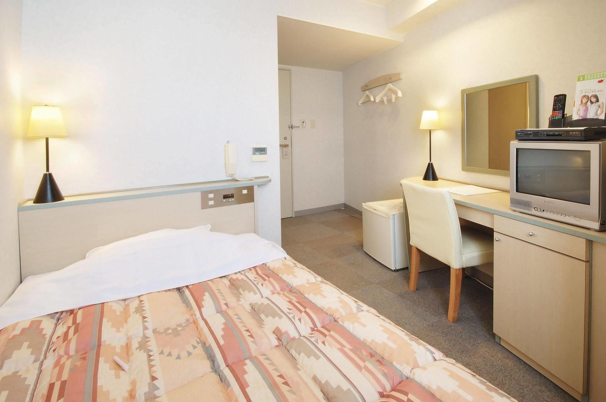Hotel Kokomo Simanto Kültér fotó